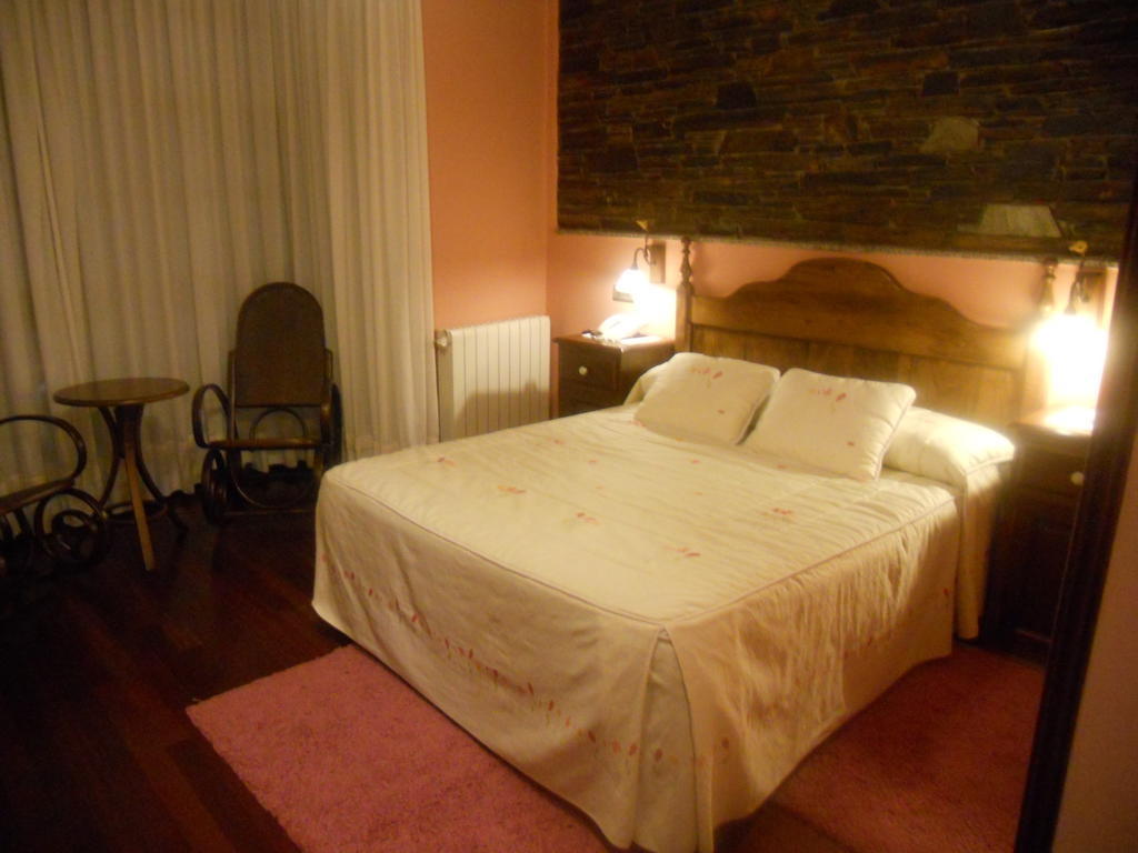 Hotel Taramundi Δωμάτιο φωτογραφία